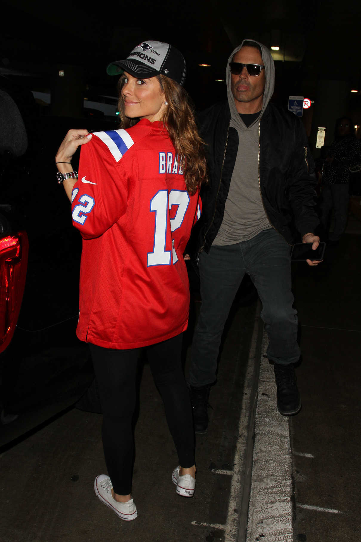 Maria Menounos Arrives at LAX Airport in Los Angeles 02/06/2017-3