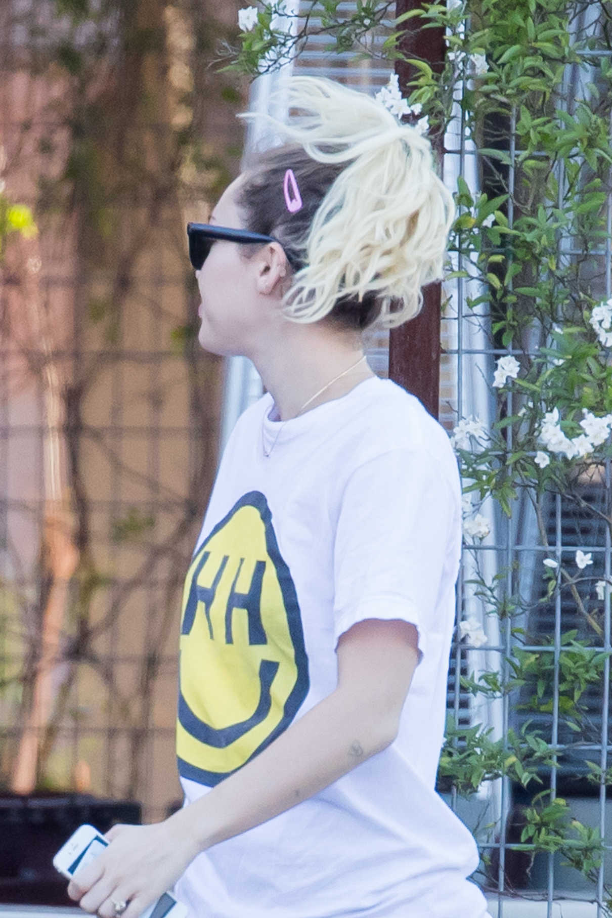 Miley Cyrus Was Seen Out in Malibu 02/13/2017-4