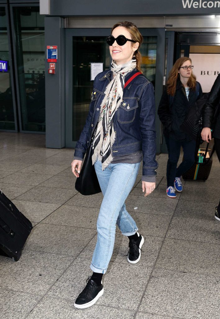 Brie Larson Was Seen at Heathrow Airport in London 02/28/2017-1