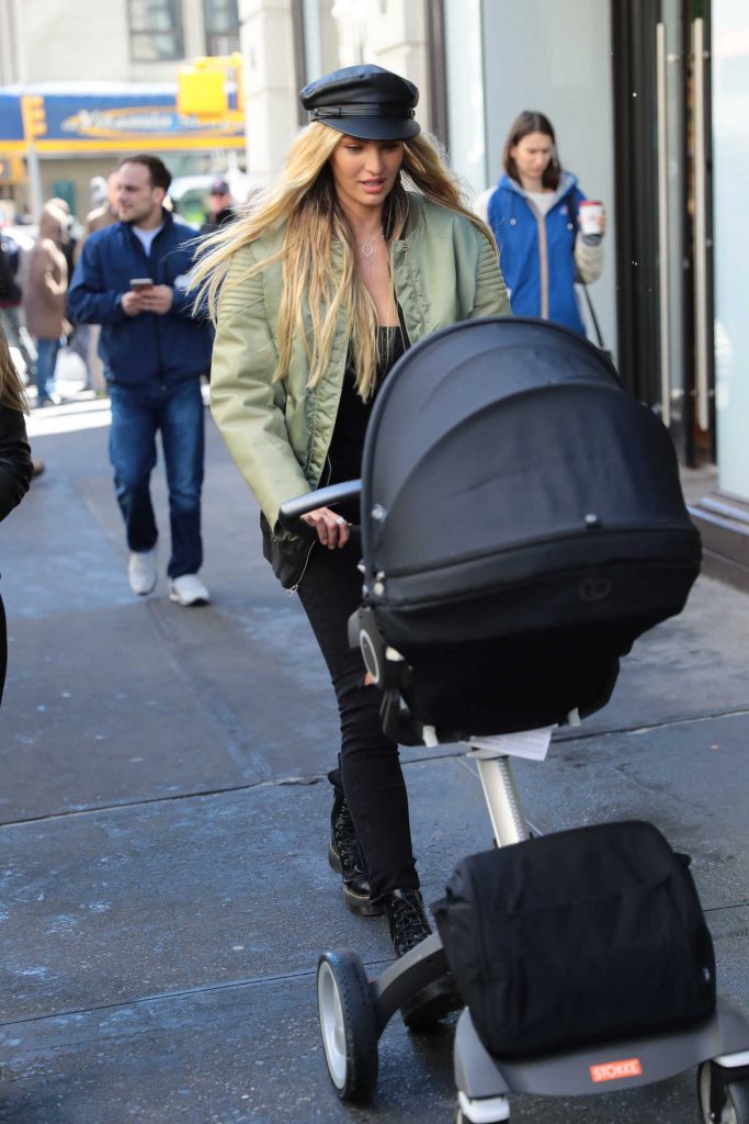 Candice Swanepoel Was Seen Out in New York City 03/17/2017-1