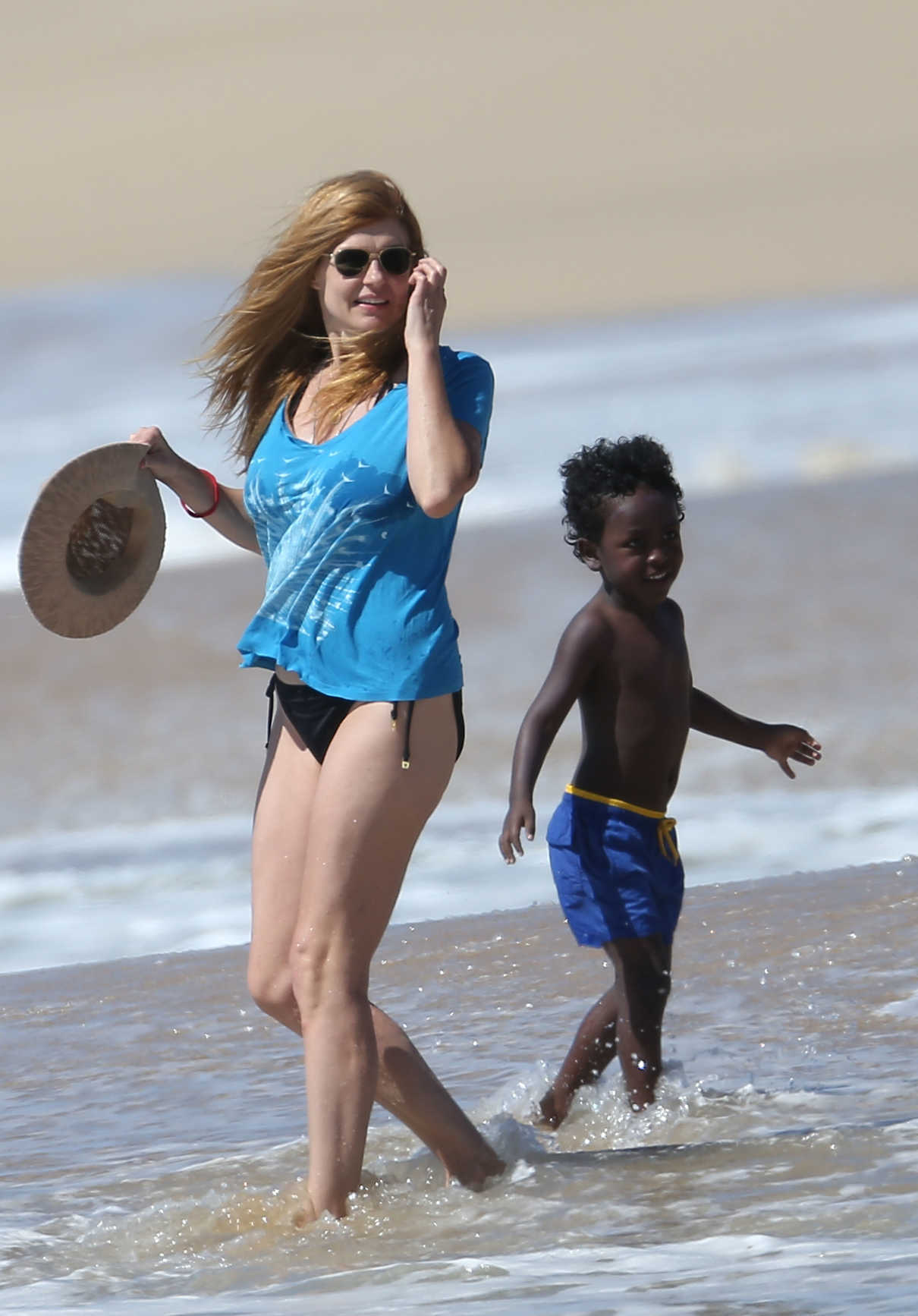 Connie Britton at the Beach in Miami 03/25/2017-4