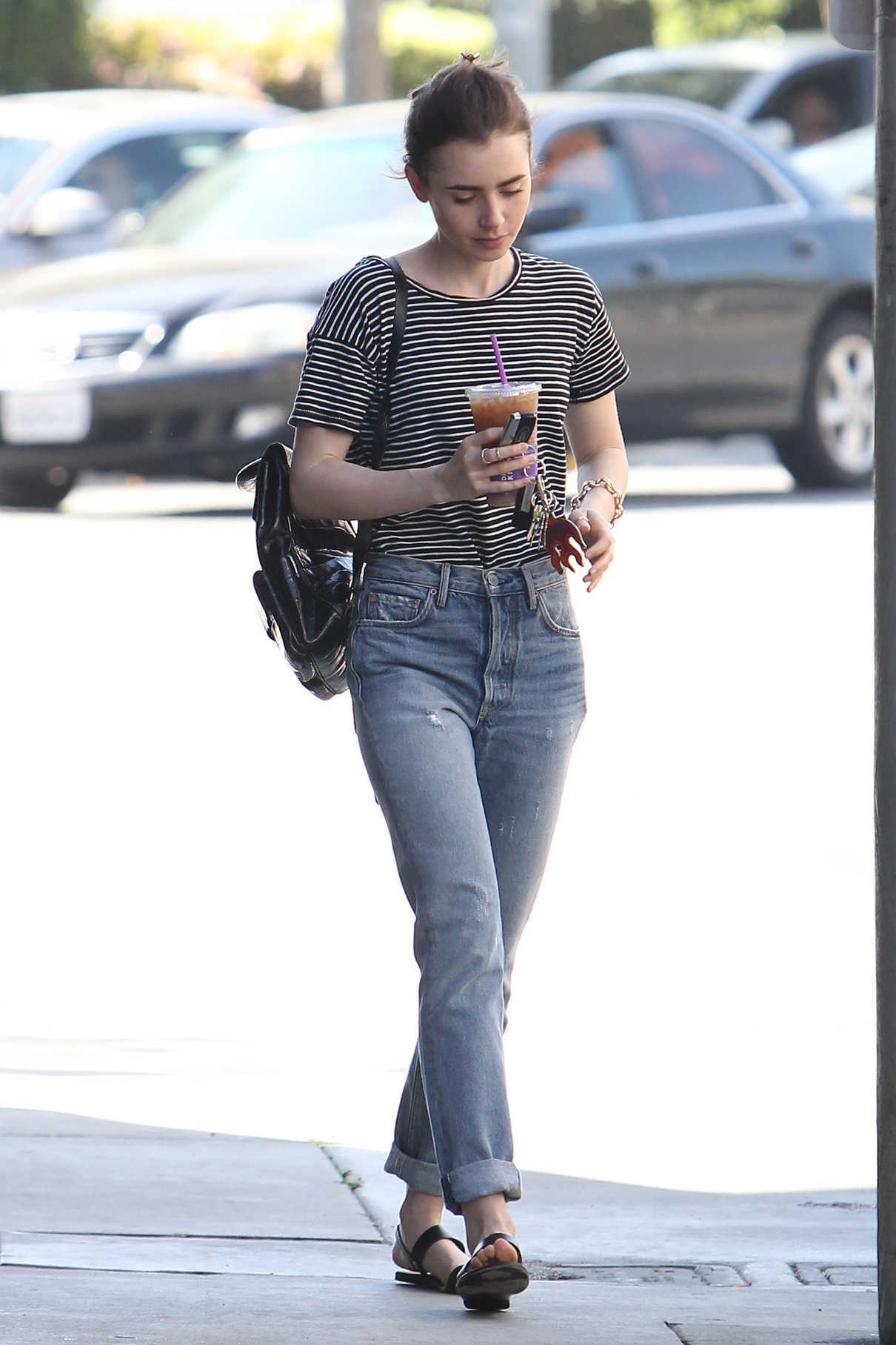 Lily Collins Grabs a Morning Coffee From Coffee Bean in West Hollywood 03/14/2017-2