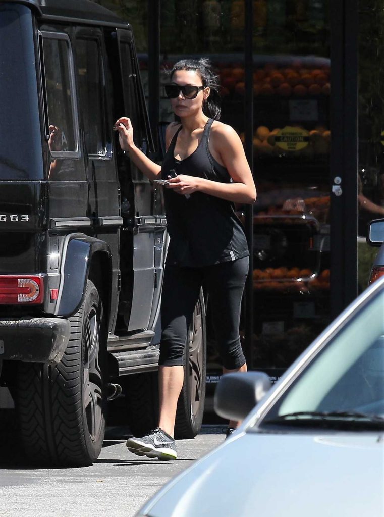 Naya Rivera Goes a Grocery Shopping Out in Los Feliz 03/24/2017-1