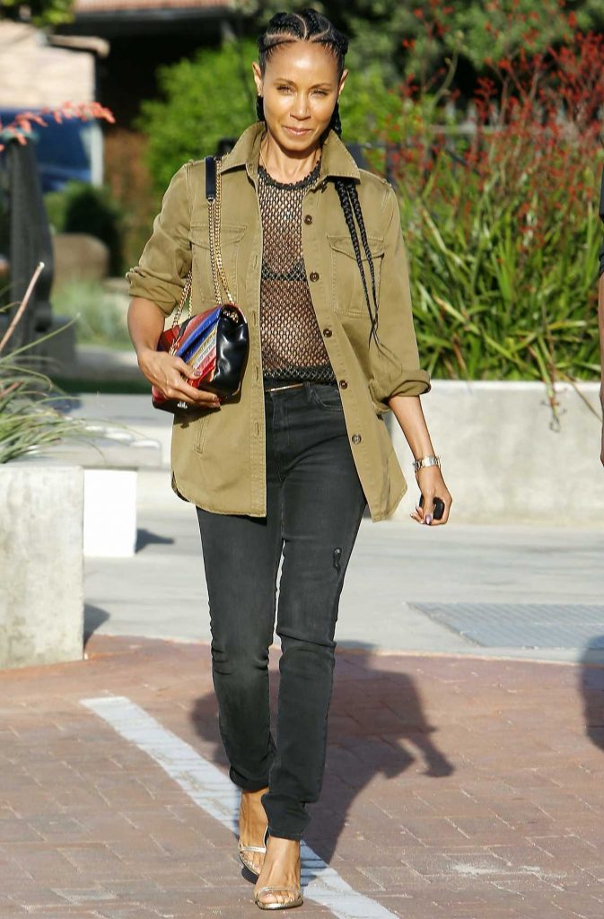 Jada Pinkett Smith Was Seen Out in Los Angeles 04/23/2017-1