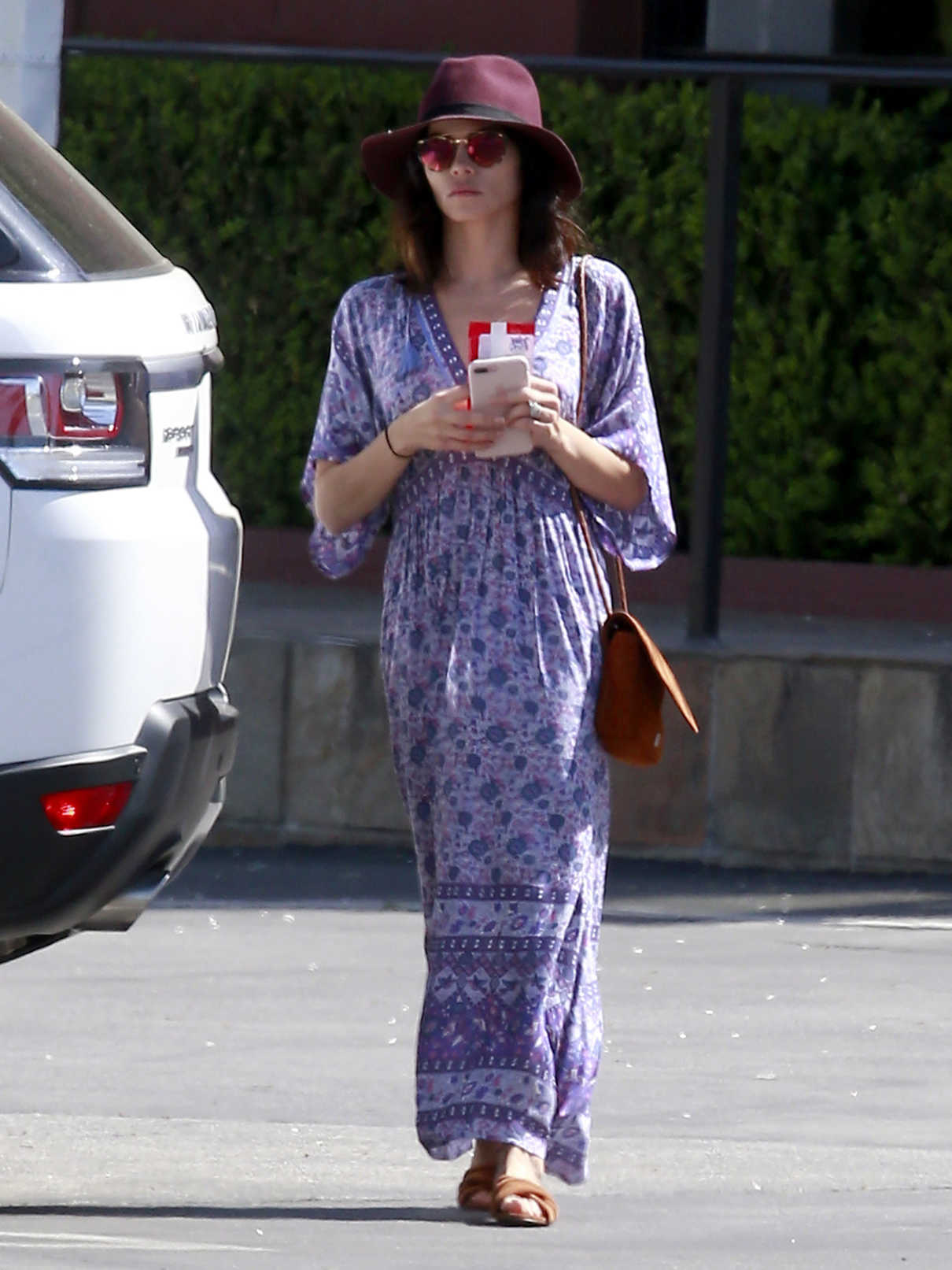 Jenna Dewan Goes Shopping at Whole Foods Market in Studio City 04/15/2017-3