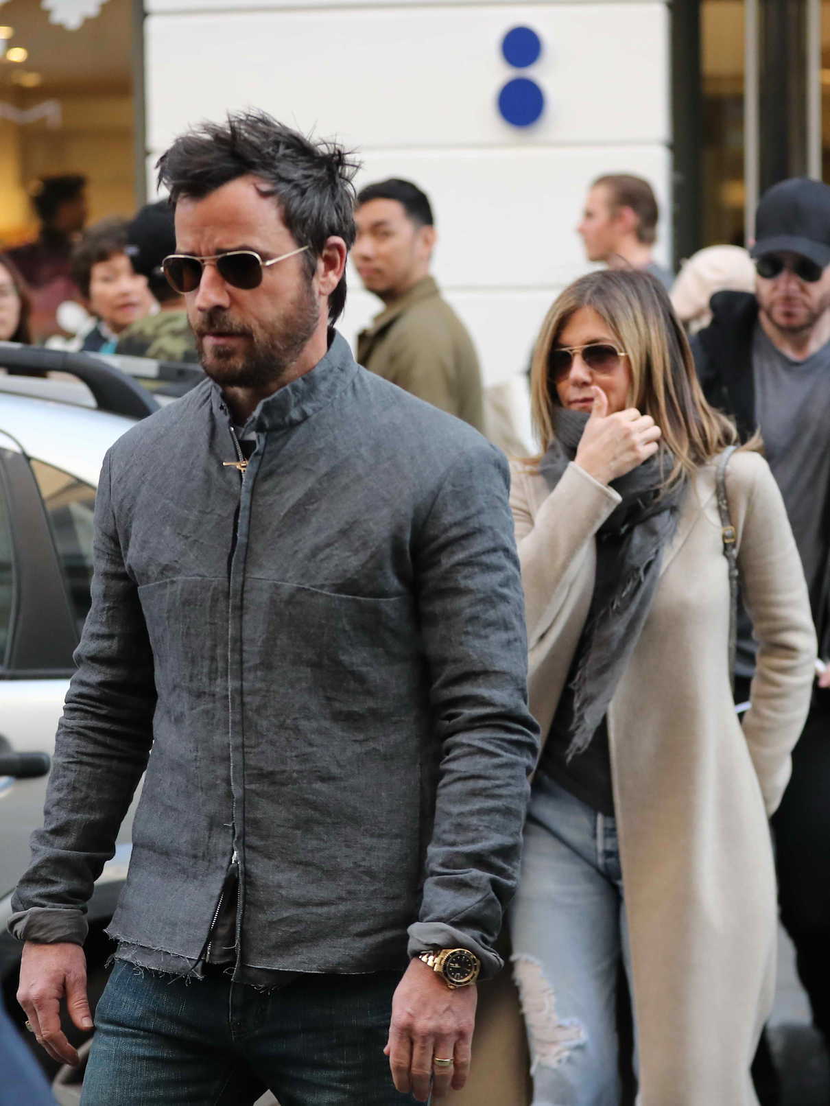 Jennifer Aniston Goes Shopping in Paris 04/14/2017-5