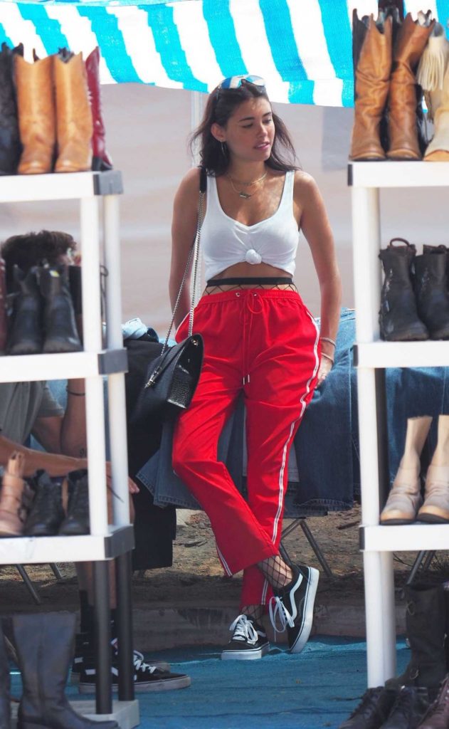 Madison Beer Goes to the Trading Post Flea Market in Hollywood 04/02/2017-1