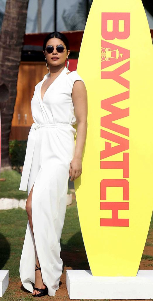 Priyanka Chopra Arrives at the Baywatch Press Conferencein Mumbai 04/26/2017-2