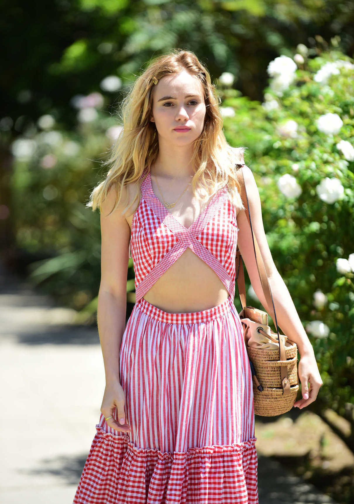 Suki Waterhouse Was Seen Out in West Hollywood 04/19/2017-5