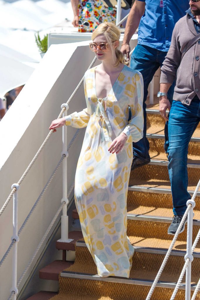 Elle Fanning Was Seen Out in Cannes During the 70th Cannes Film Festival 05/19/2017-1