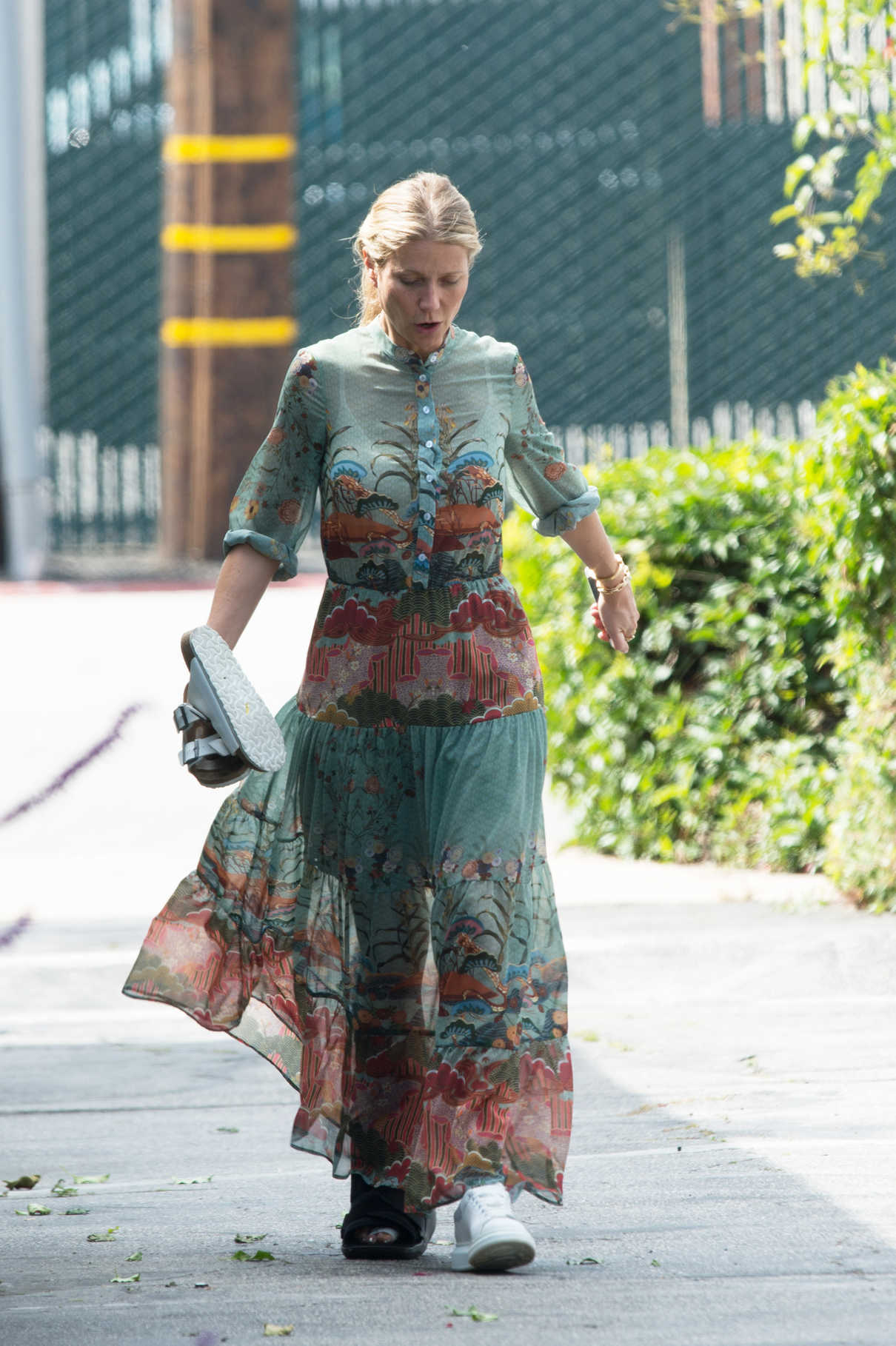 Gwyneth Paltrow Was Seen Out in Los Angeles 05/26/2017-2