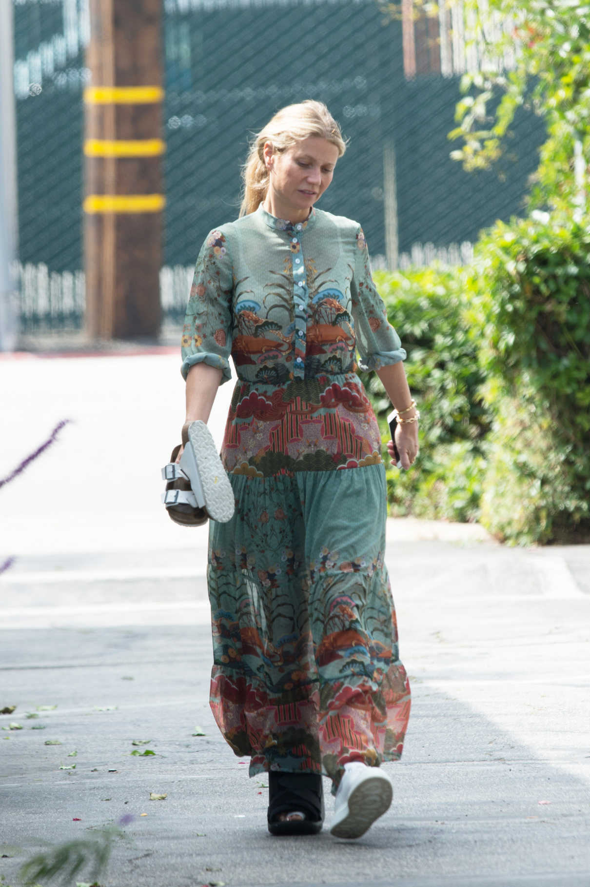 Gwyneth Paltrow Was Seen Out in Los Angeles 05/26/2017-5
