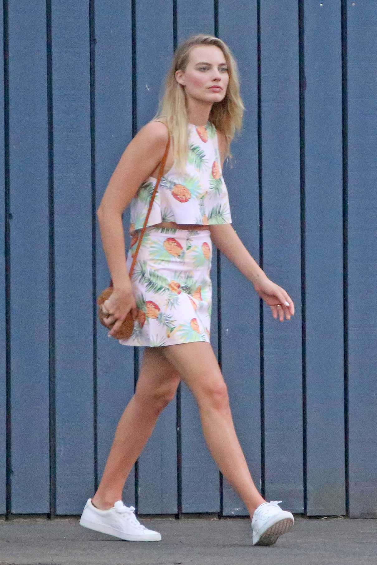 Margot Robbie Was Seen Out in Hawaii 05/13/2017-2