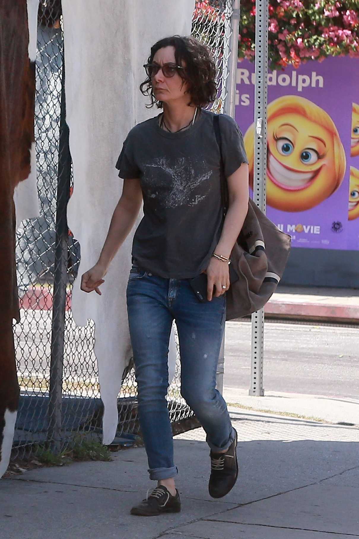 Sara Gilbert Was Spotted Out in Los Angeles 05/12/2017-4