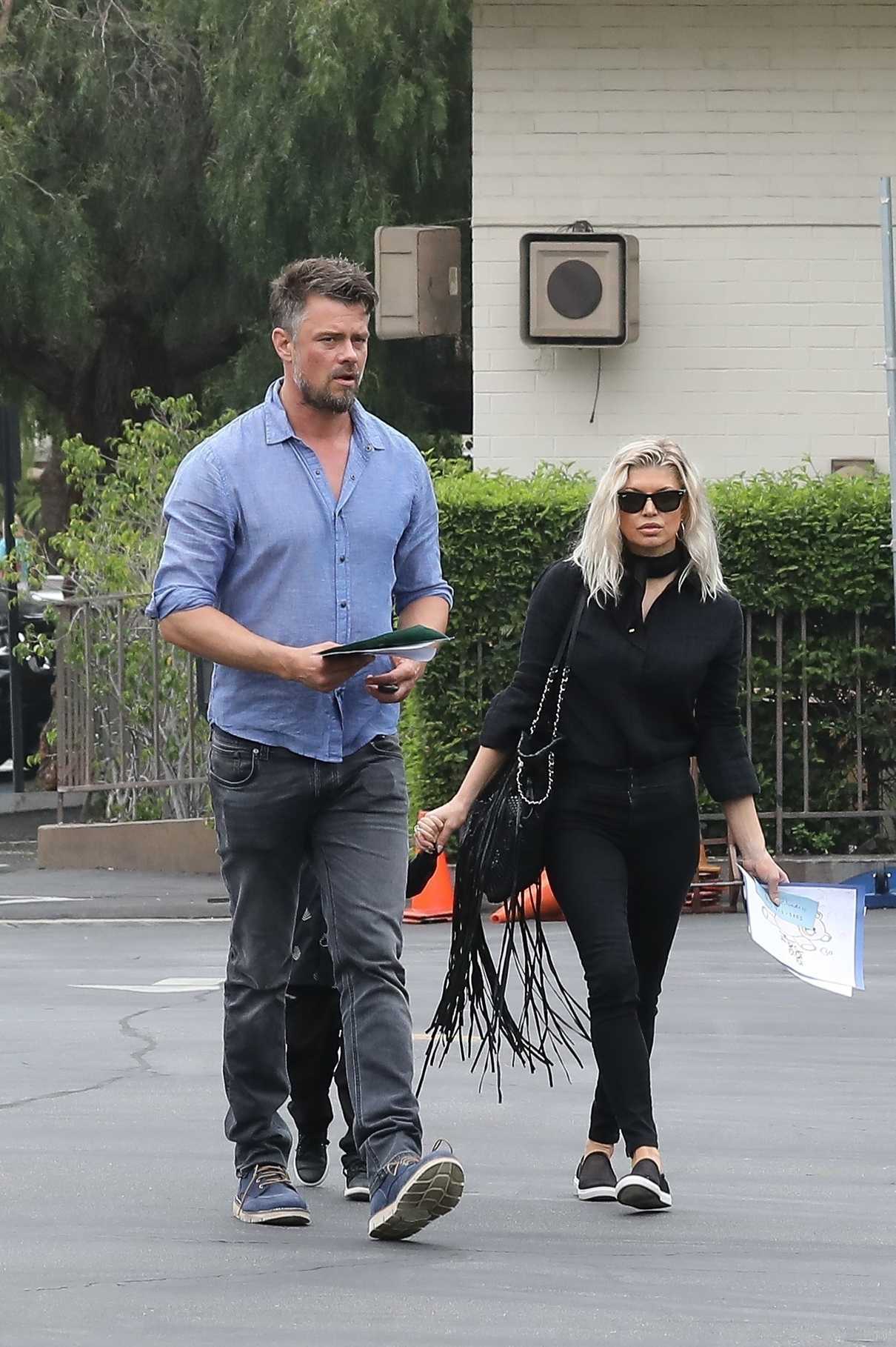 Fergie Arrives to a Church in Brentwood 06/04/2017-2