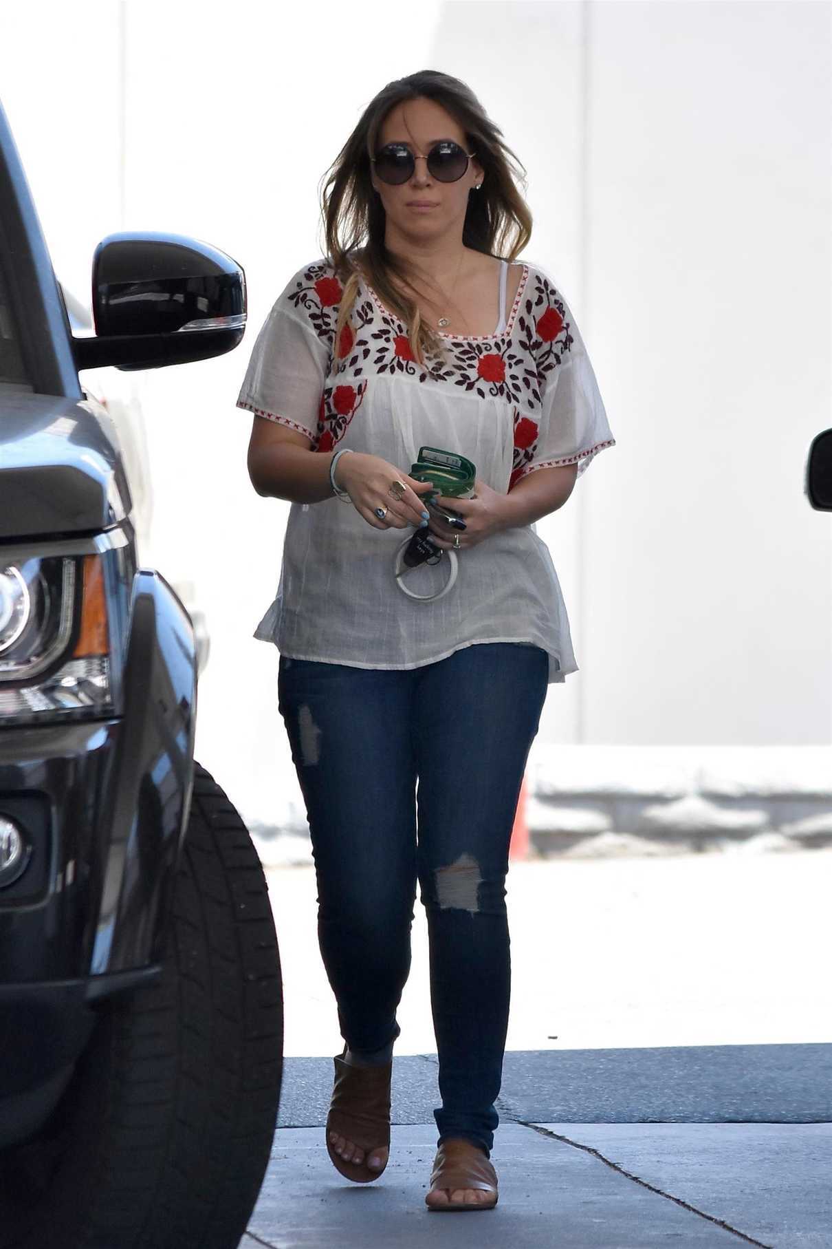 Haylie Duff Was Seen Out in Beverly Hills 06/17/2017-5
