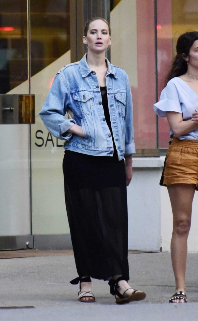 Jennifer Lawrence Was Seen Out in New York City 06/15/2017-1