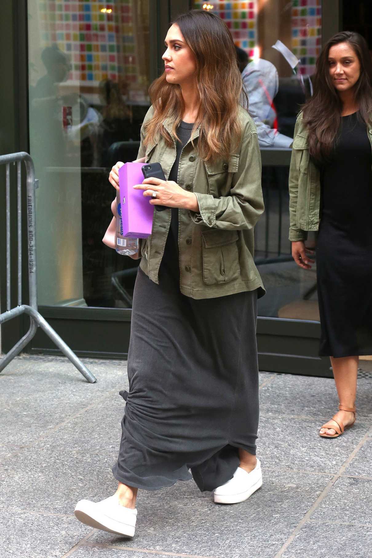 Jessica Alba Was Seen Out in SoHo in New York City 06/15/2017-3