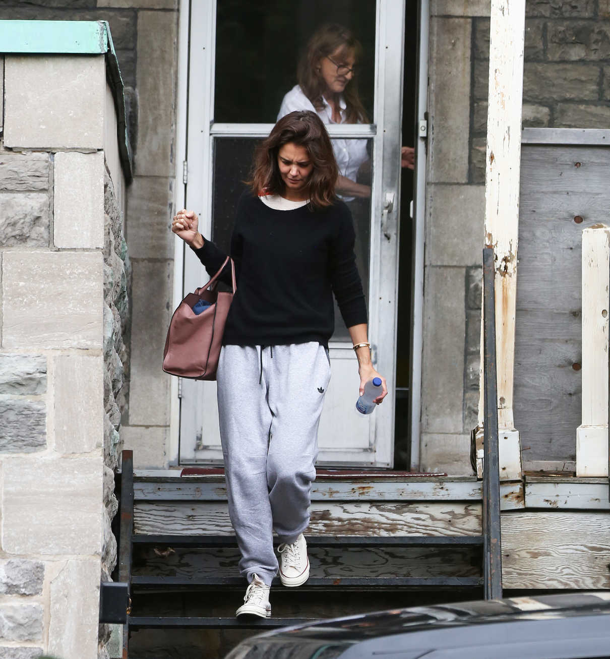 Katie Holmes Leaves a Starbucks in Montreal 06/20/2017-2