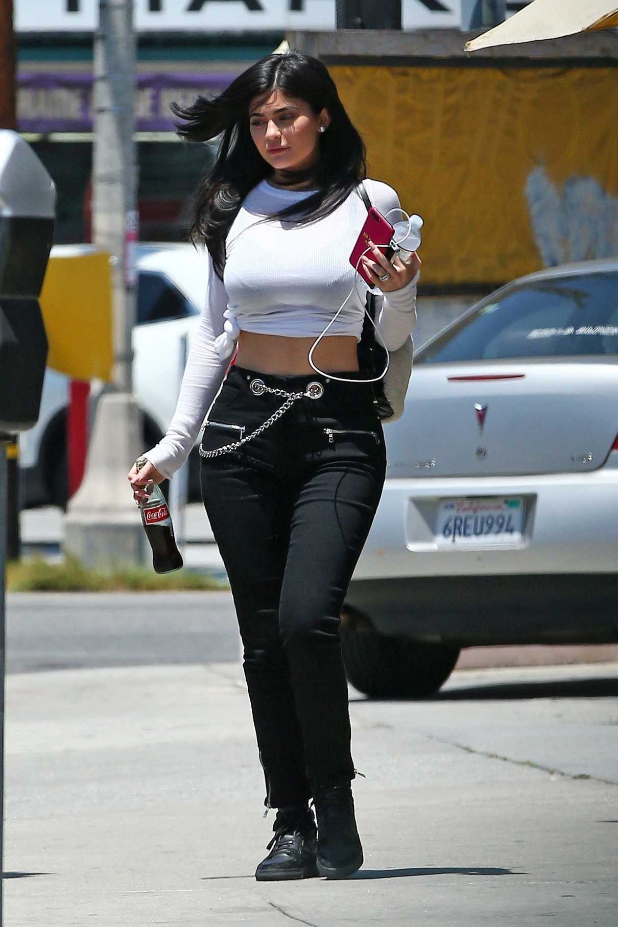 Kylie Jenner Leaves Plancha Tacos in Los Angeles 06/28/2017-2