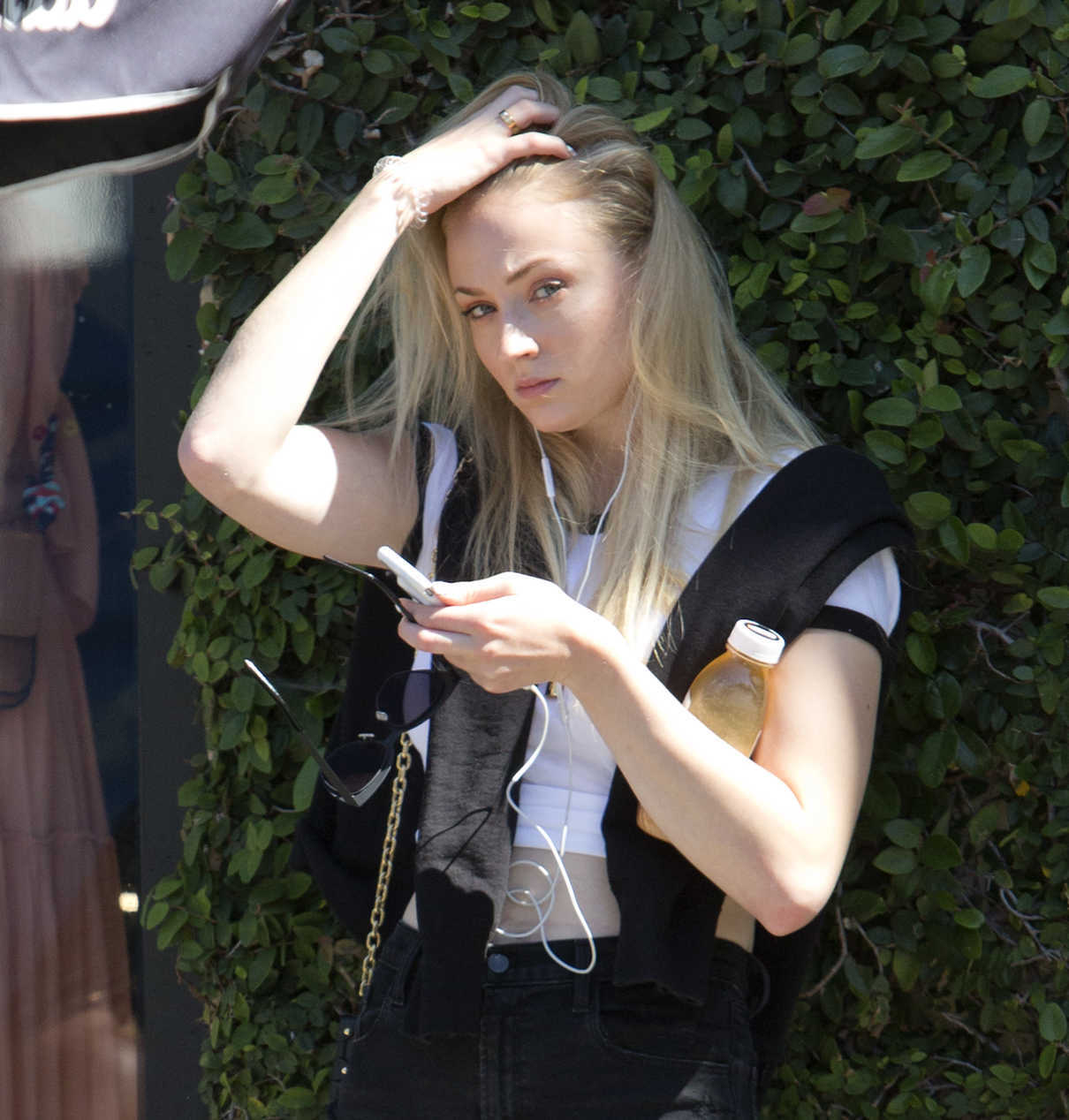 Sophie Turner Was Seen Out in West Hollywood 06/14/2017-5