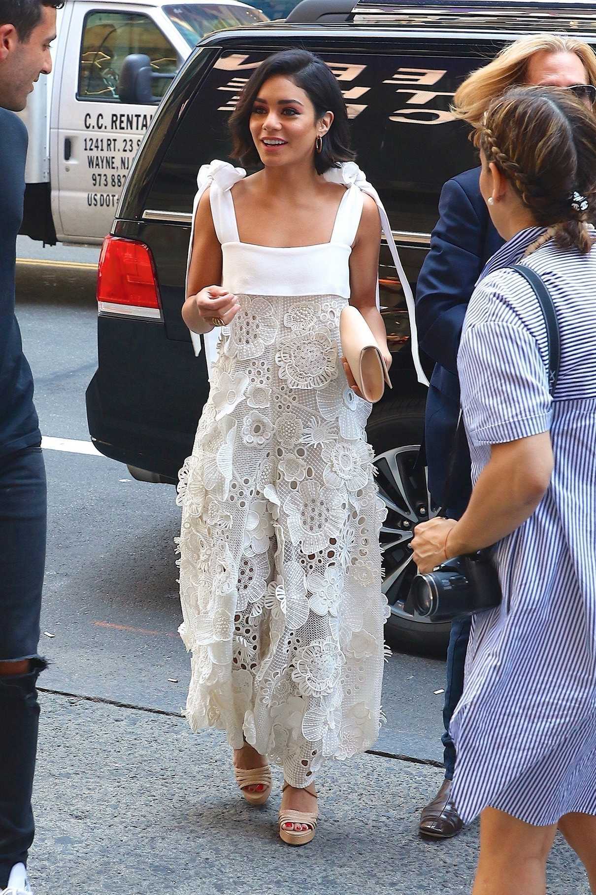 Vanessa Hudgens Visits Extra at the H&M Store in Times Square in NYC 06/21/2017-2