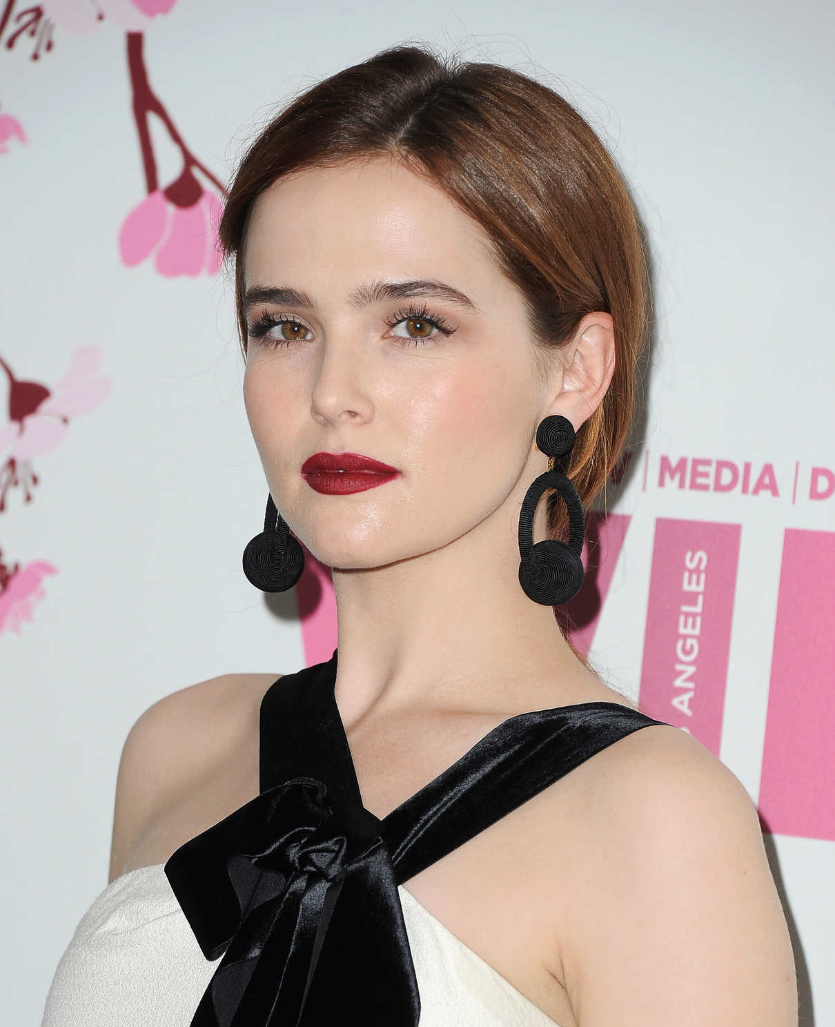 Zoey Deutch at the Women in Film Crystal and Lucy Awards in Los Angeles 06/13/2017-4