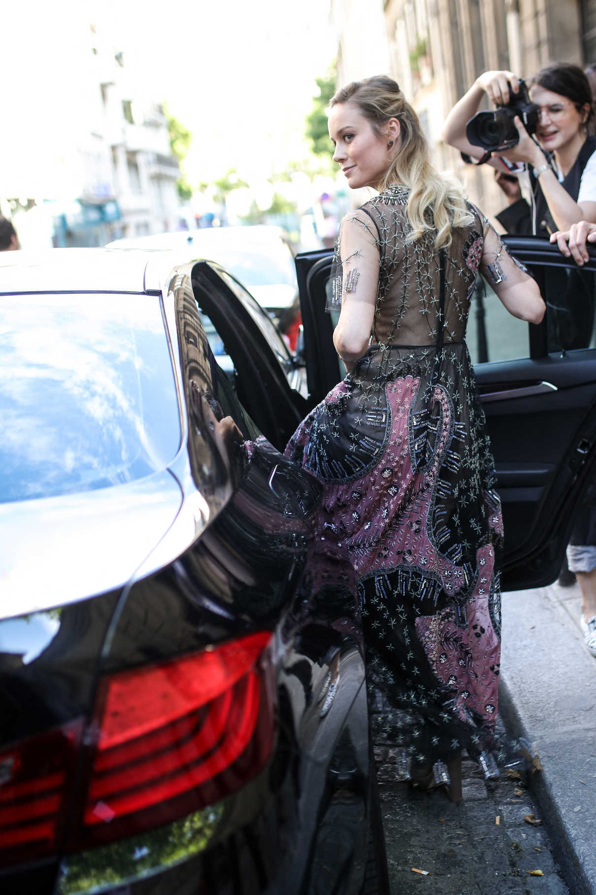 Brie Larson Arrives at the Valentino Show During the Haute Couture Fashion Week in Paris 07/05/2017-4