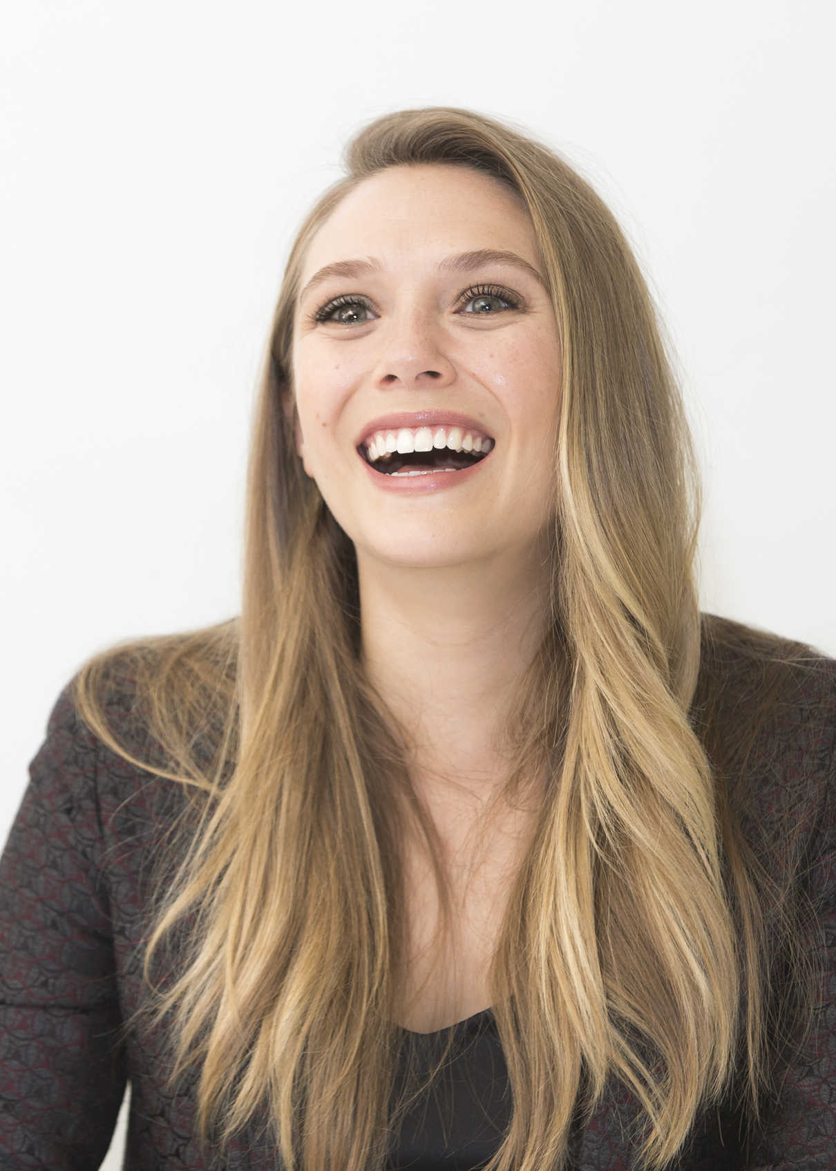 Elizabeth Olsen at Wind River Photocall in LA 07/26/2017-3