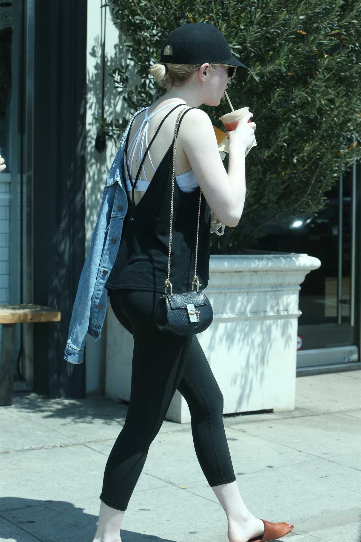 Emma Stone Leaves a Yoga Studio in Los Angeles 06/30/2017-5