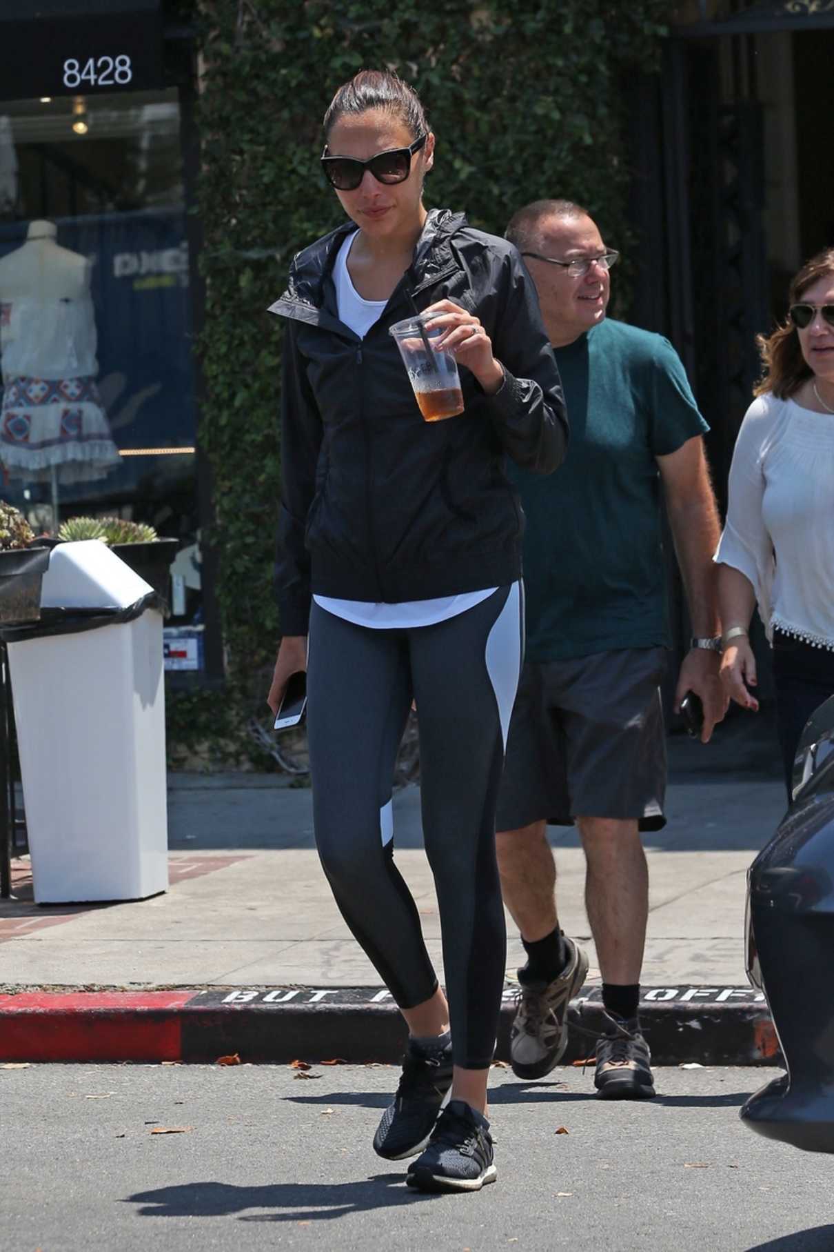 Gal Gadot Leaves Alfred Coffee in West Hollywood 07/06/2017-2