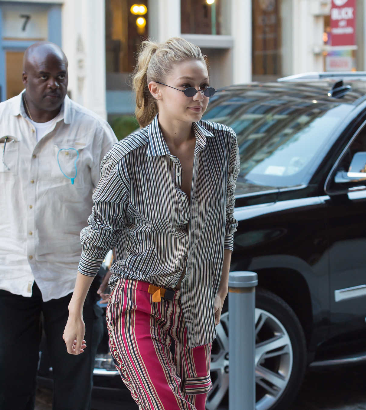 Gigi Hadid Arrives Back at Her Apartment in New York City 07/30/2017-4
