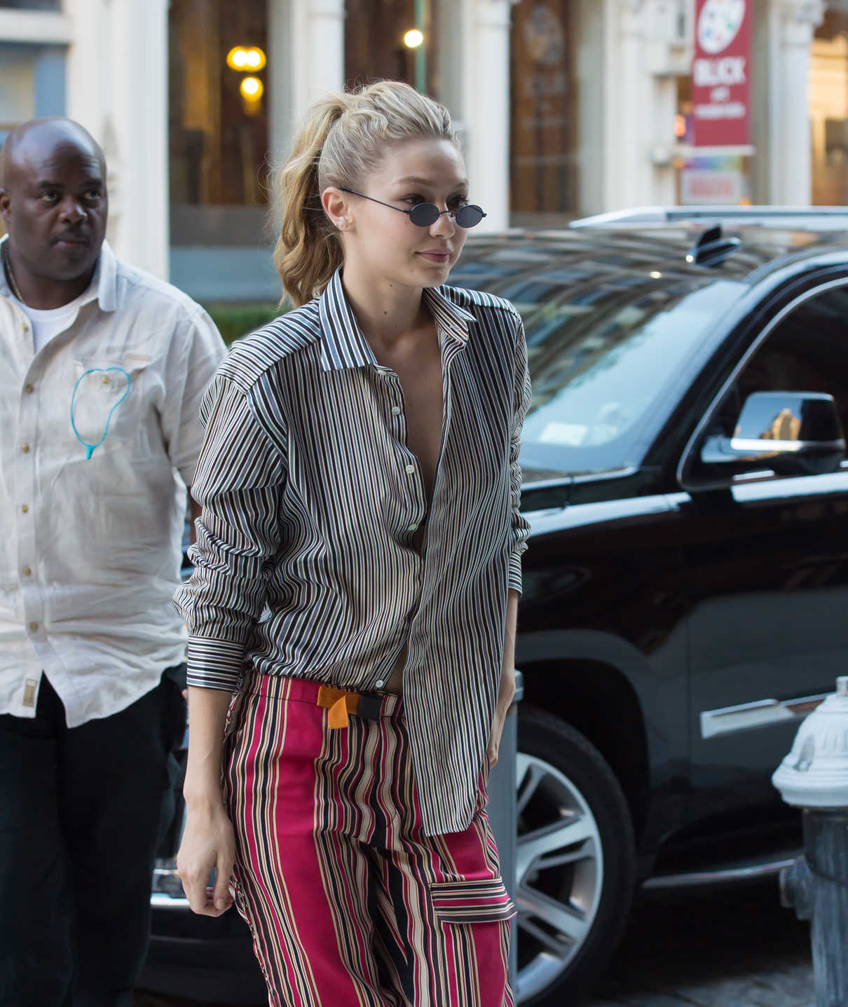 Gigi Hadid Arrives Back at Her Apartment in New York City 07/30/2017-5