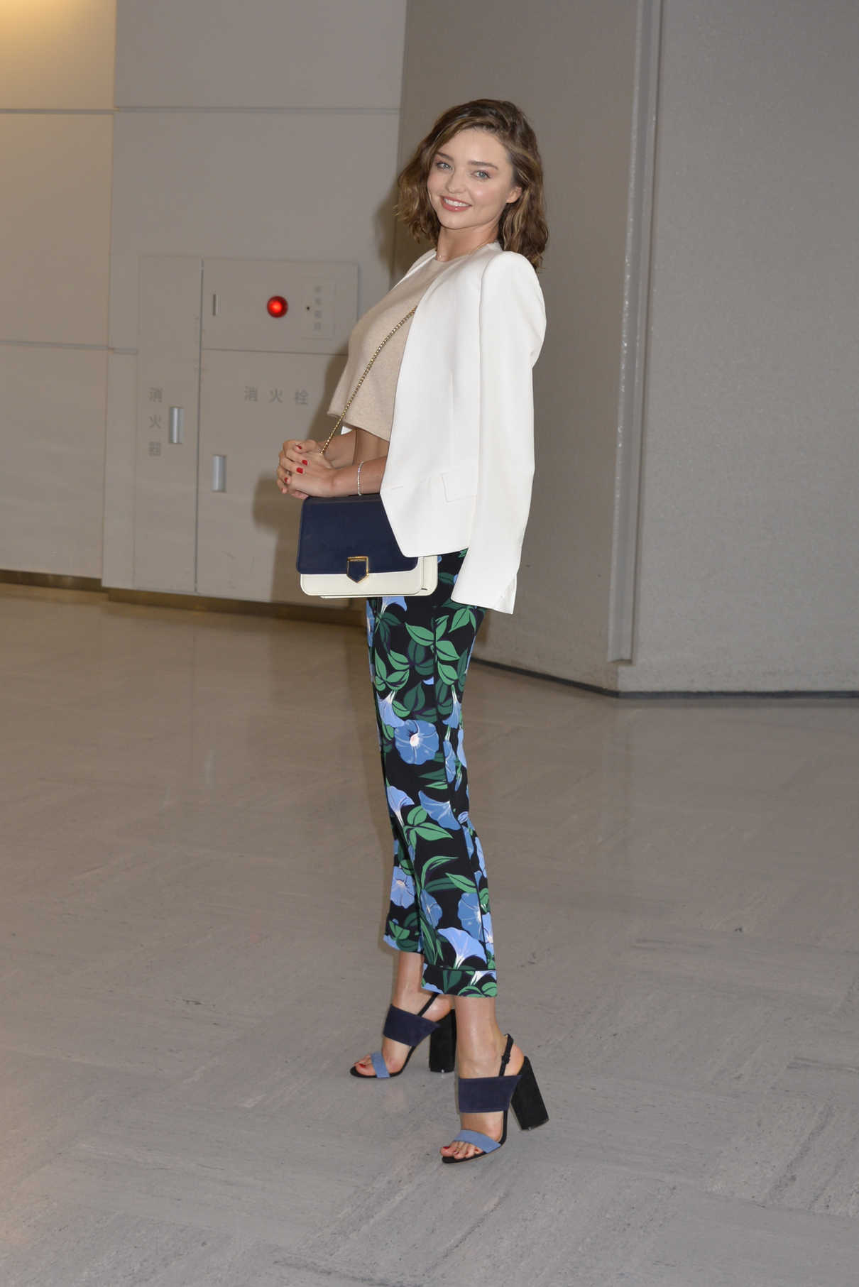 Miranda Kerr Arrives in Tokyo 07/09/2017-4