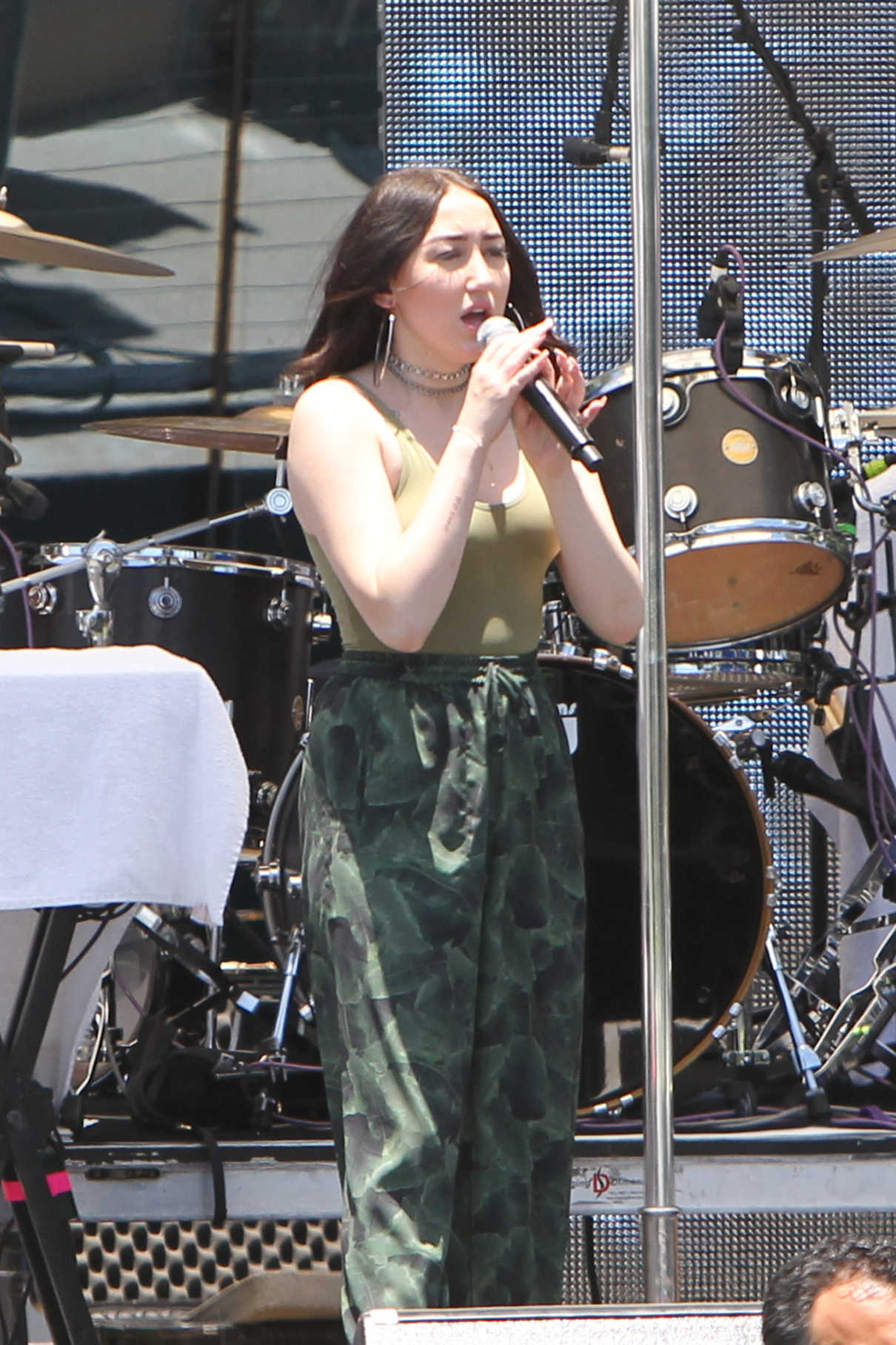 Noah Cyrus Rehearsing for the Mackapoolooza at the Fontainebleau Hotel in Miami 07/15/2017-5