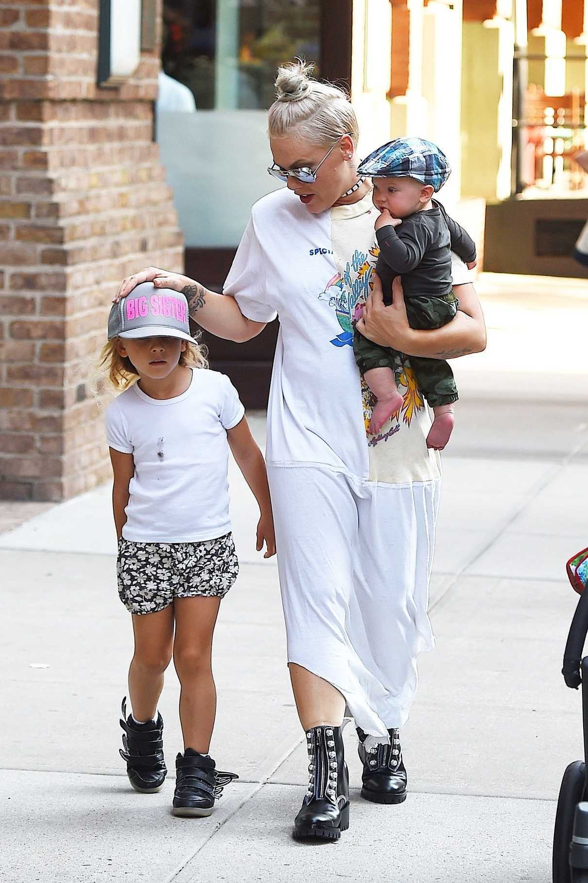 Pink Was Seen Out With Her Kids in NYC 07/05/2017-3