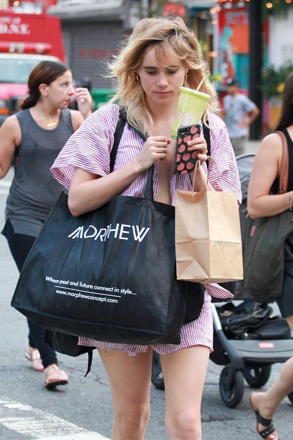 Suki Waterhouse Goes Shopping in New York 07/20/2017-5