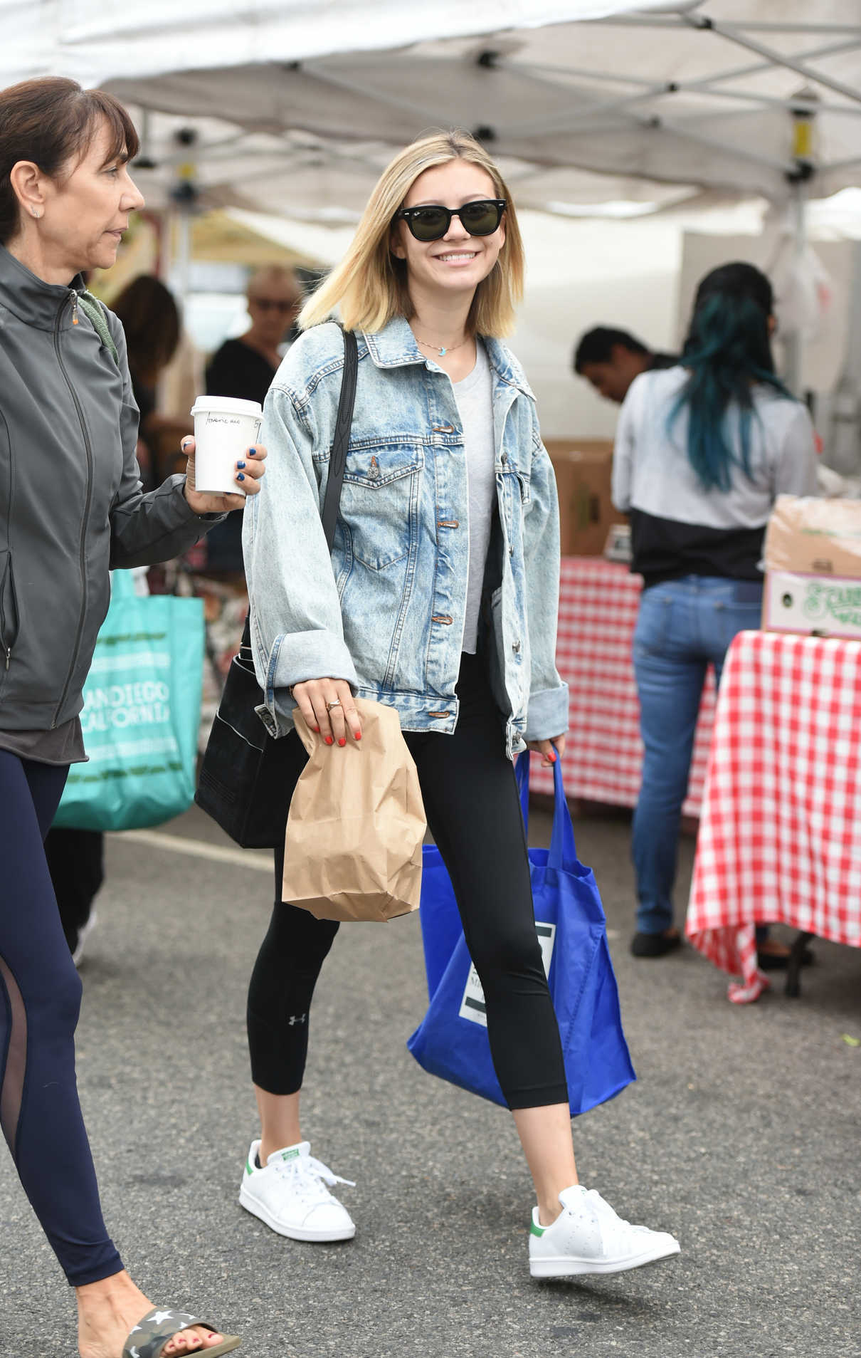 Genevieve Hannelius Shows a New Hairstyle in Studio City 08/20/2017-4