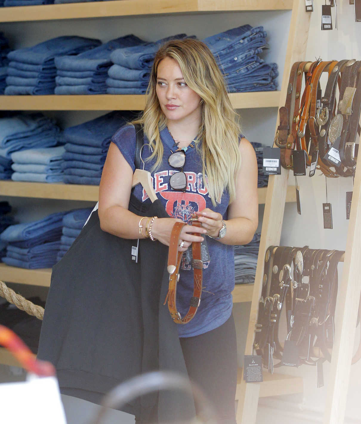 Hilary Duff Goes Shopping in West Hollywood 08/30/2017-2