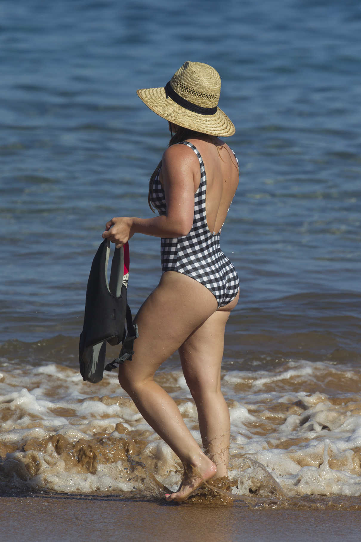 Hilary Duff Wears a Swimsuit at the Beach in Maui 08/02/2017-4