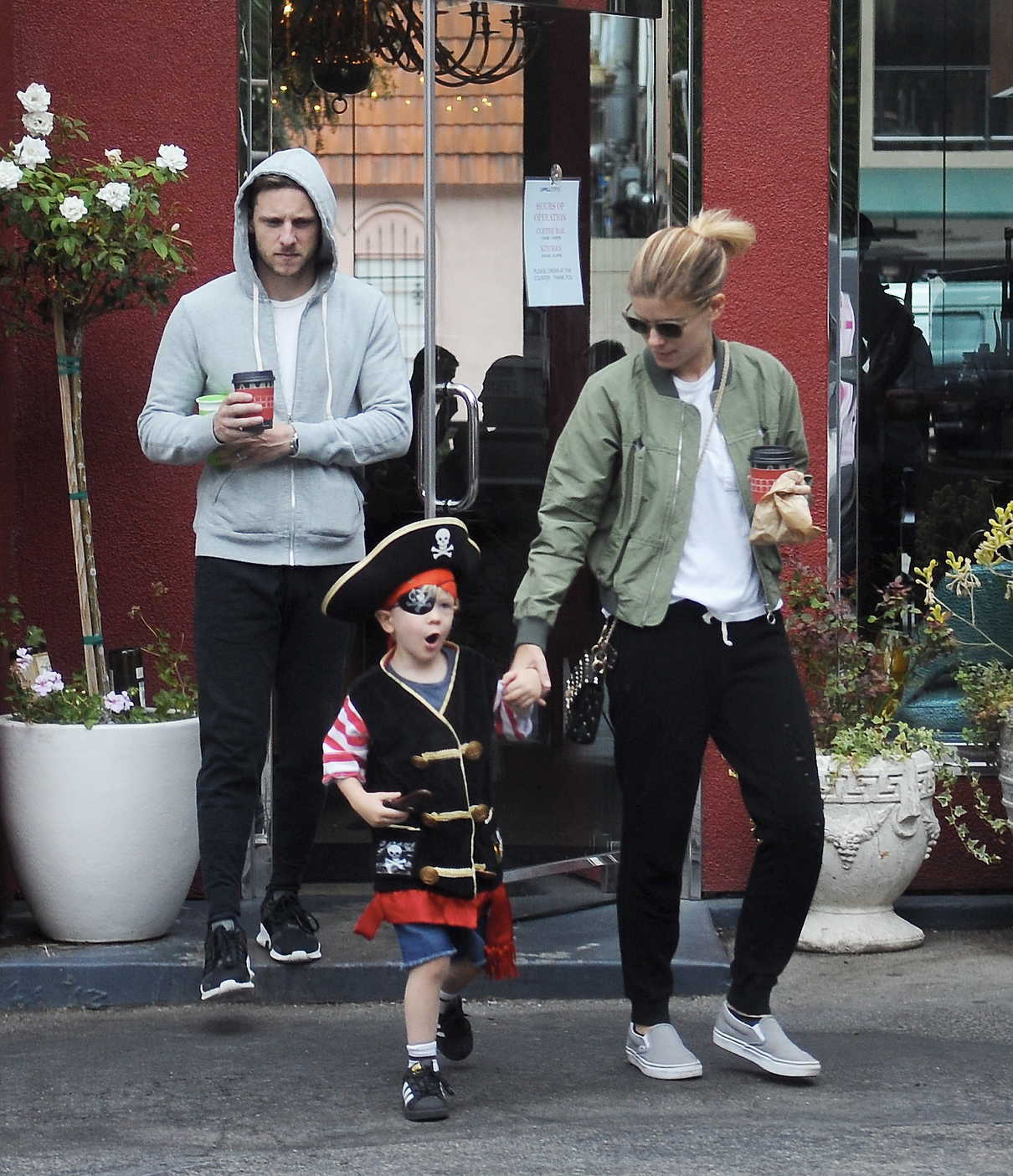 Kate Mara Was Spotted at LA Mill Coffee With Jamie Bell and His Son in LA 08/15/2017-3