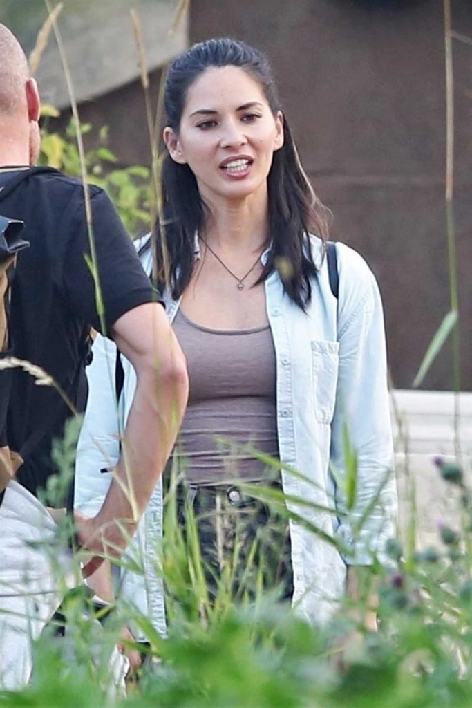 Olivia Munn on the Set of Six in Vancouver 08/10/2017-1