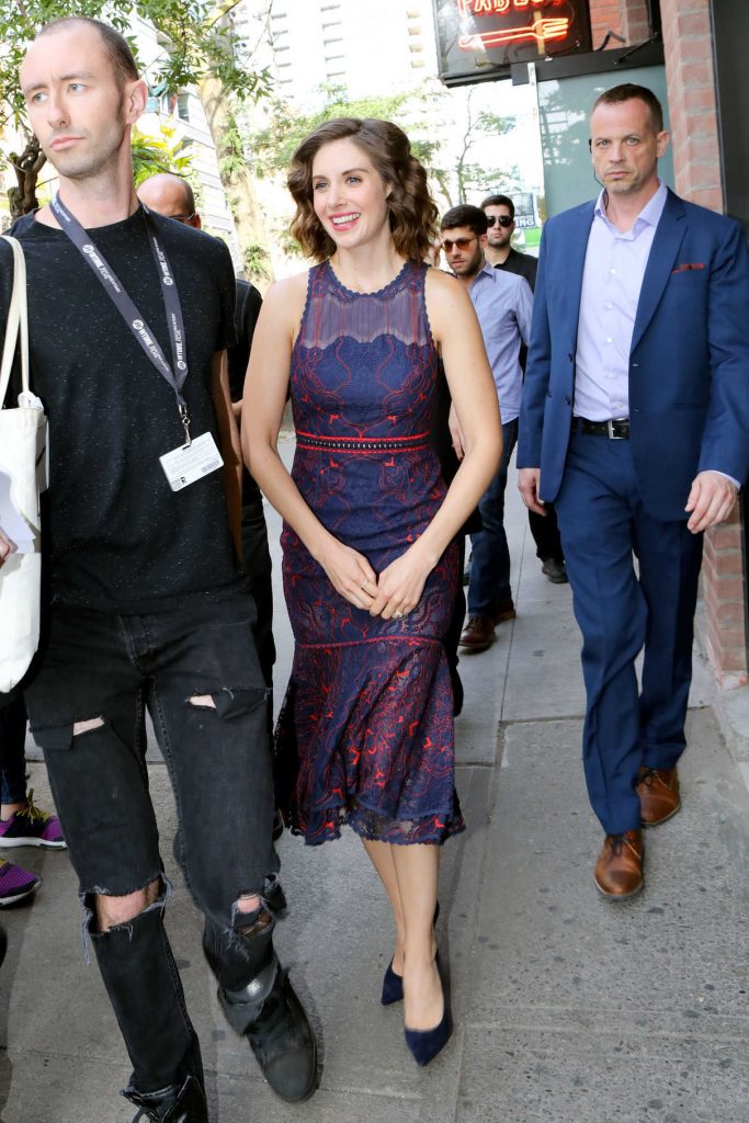 Alison Brie Was Seen Out in Toronto During the 42nd Toronto International Film Festival 09/11/2017-1