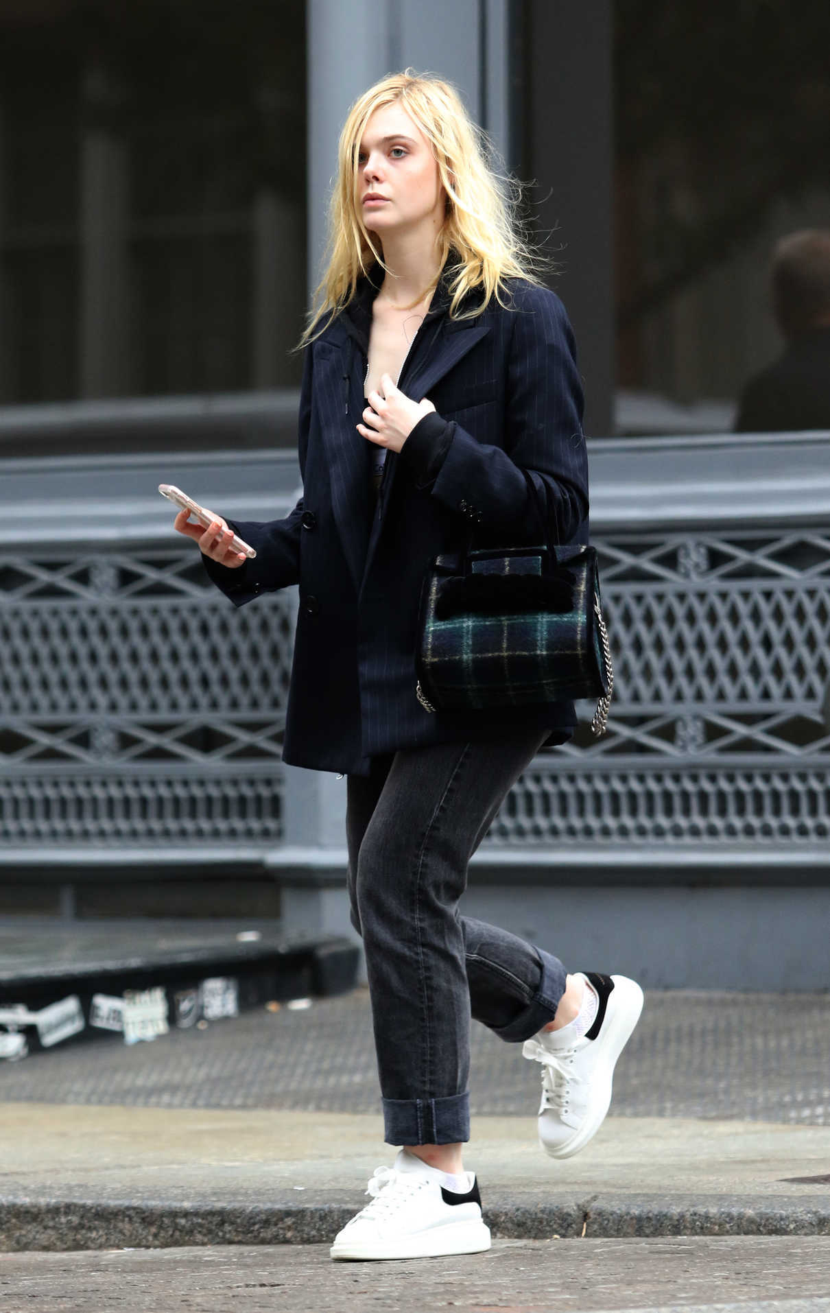 Elle Fanning Was Seen Out in NYC 09/18/2017-4