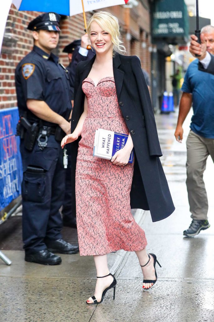 Emma Stone Arrives at The Late Show With Stephen Colbert in New York City 09/19/2017-1
