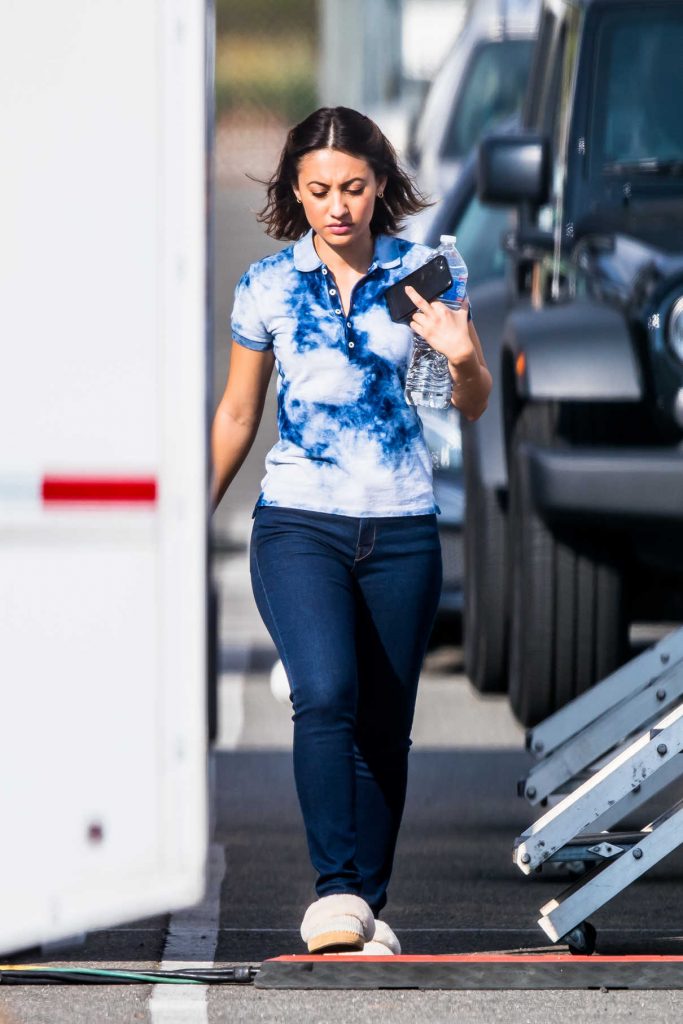 Francia Raisa on the Set of Her Show in LA 09/15/2017-1