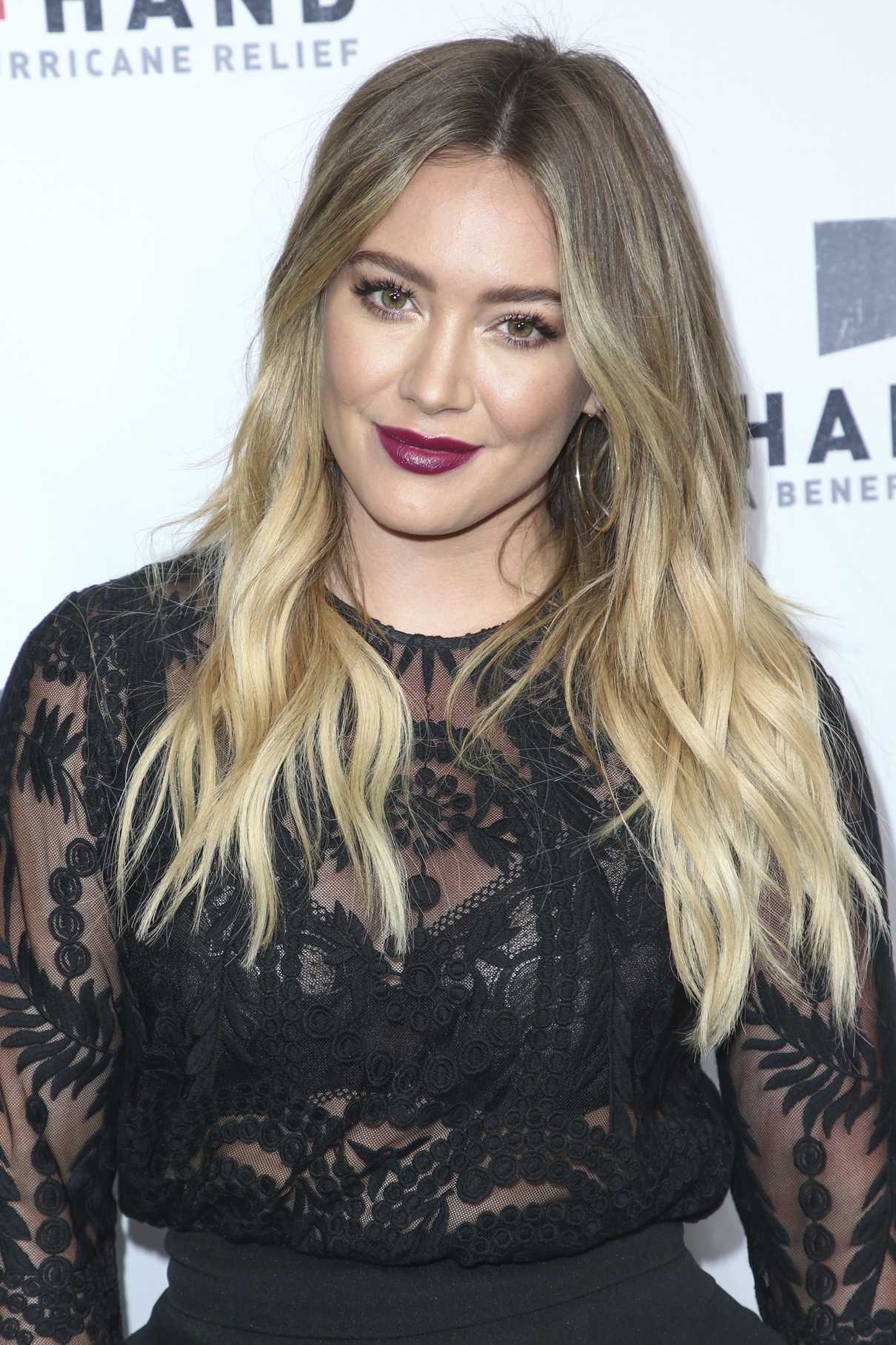 Hilary Duff at the Hand in Hand: A Benefit for Hurricane Harvey Relief in Los Angeles 09/12/2017-