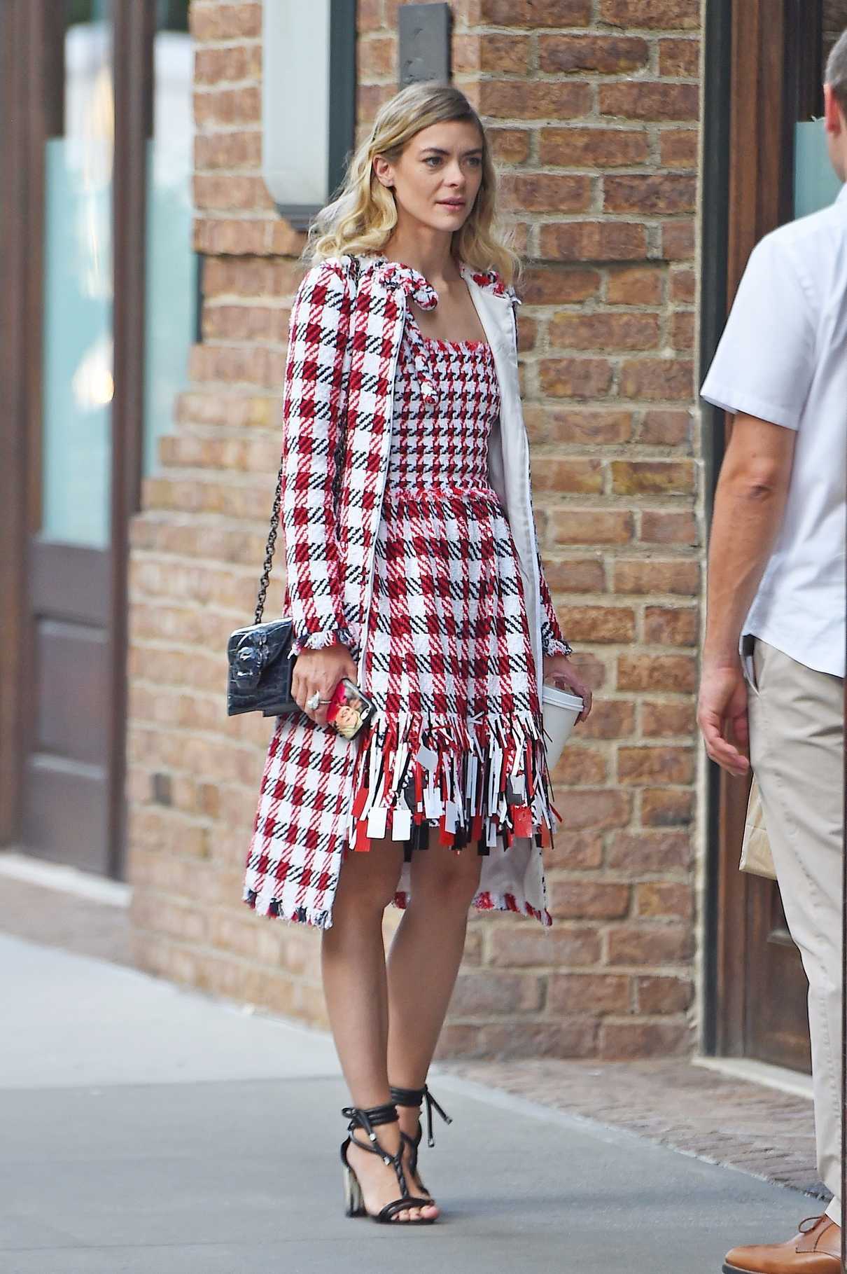 Jaime King Was Seen Out in Tribeca, New York 09/11/2017-3