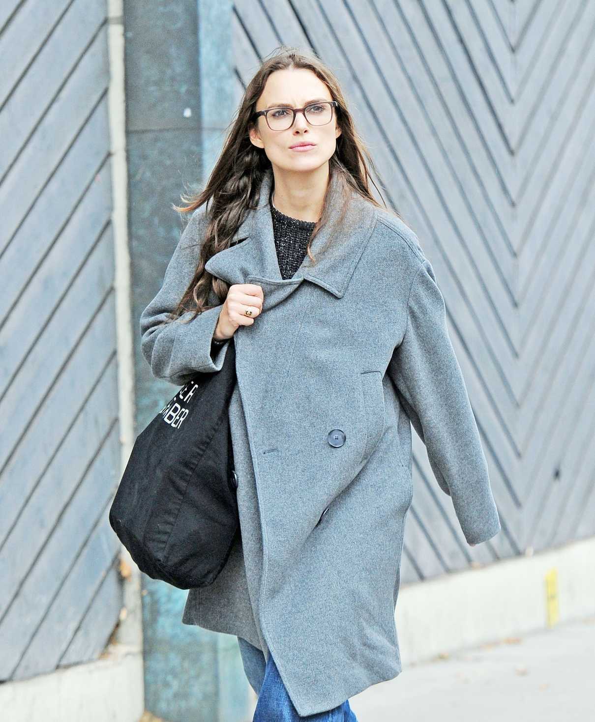 Keira Knightley Was Spotted Out in London 09/12/2017-5