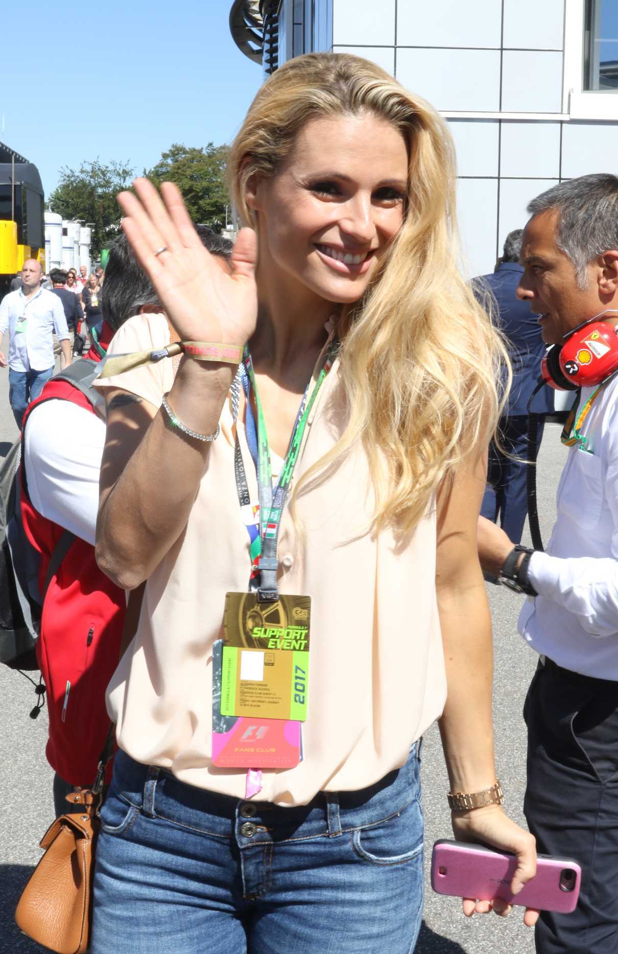 Michelle Hunziker Attends the Formula One Italian Grand Prix in Monza 09/03/2017-4